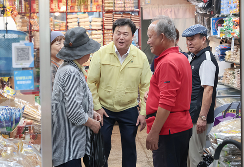 임병택 시흥시장 2일 추석맞이 삼미시장 방문