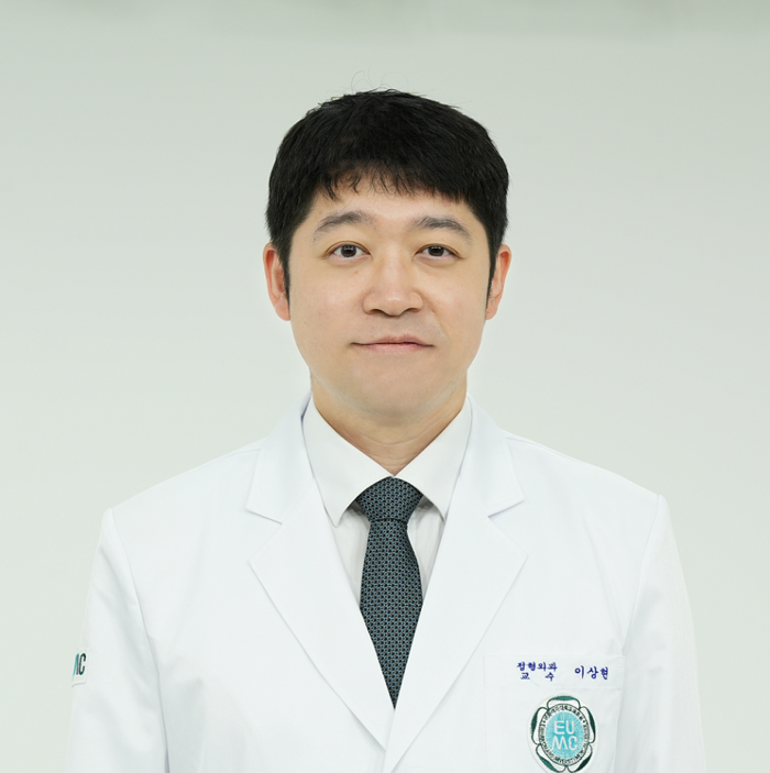 [사진2] 이대서울병원 정형외과 이상현 교수