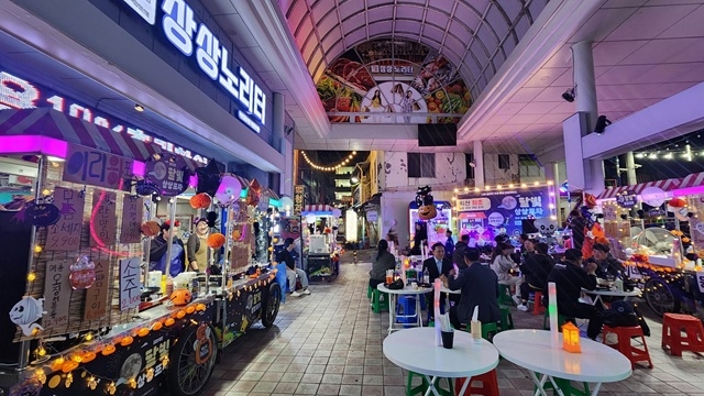 익산시 지원 속 성장한 '청년몰', 이제는 자립 도전