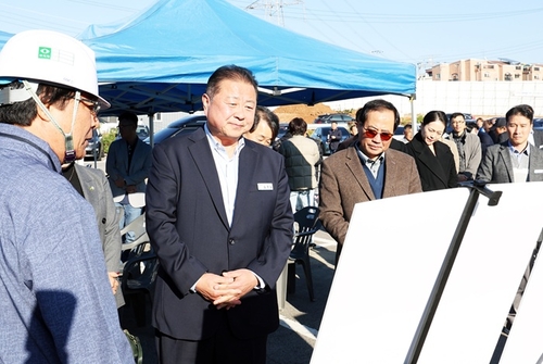 김경일 파주시장 3일 운정4동 행정복지센터 및 국민체육센터 착공식 주재