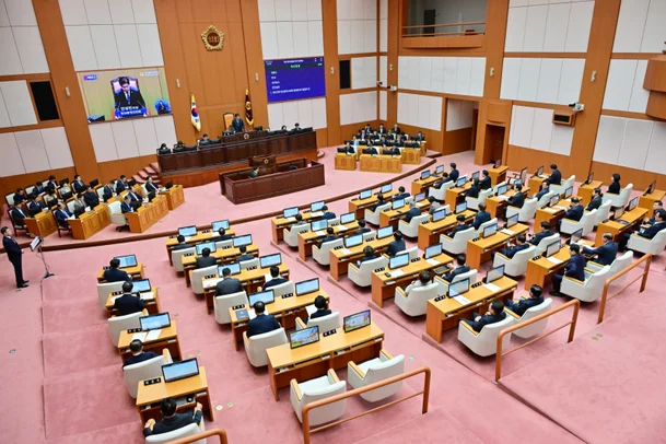 부산시의회 본회의장 전경./부산시의회.