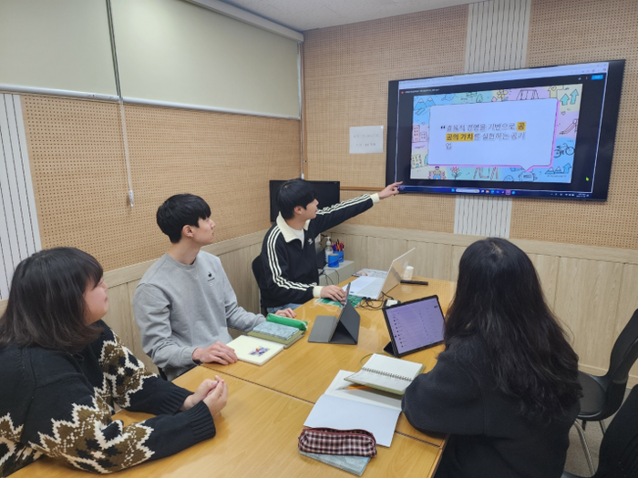 AI 기반 온보딩 전면 도입