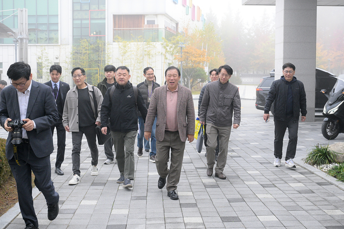 “금요일은 세종 상권 가는 날