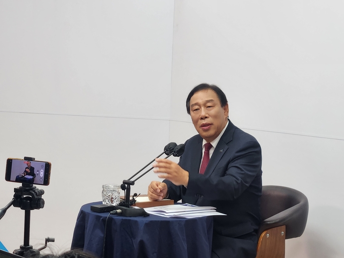 “일리 있다, 검토하라