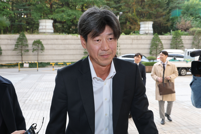 선고공판 출석하는 남욱 변호사