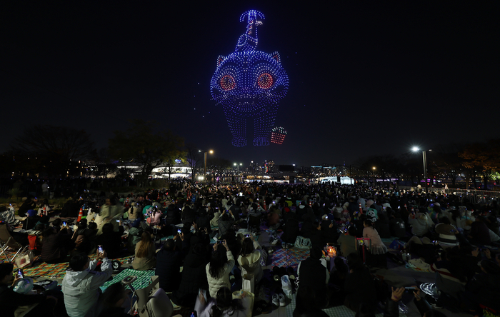 한강 산책 나온 더피