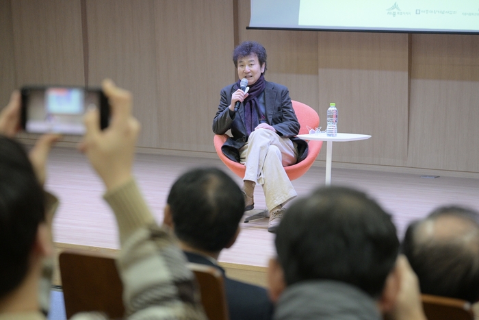 한글 창제 소설 '세종의 나라'…김진명, 세종서 첫 베일을 벗다