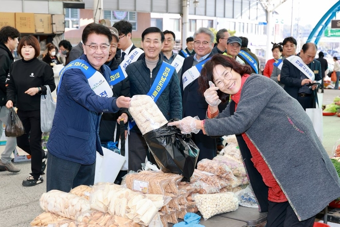 전남도의회 “전통시장이 살아야 지역이 산다