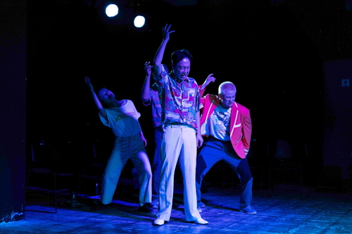 연극 '진천 사는 추천석' 공연 장면