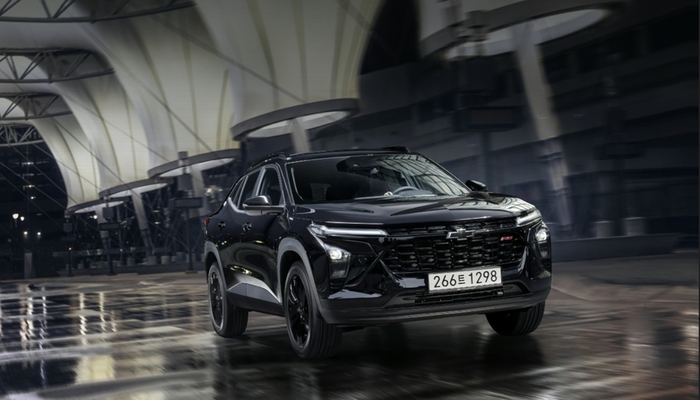 한국지엠 2026년형 트랙스 크로스오버 RS 미드나잇 에디션