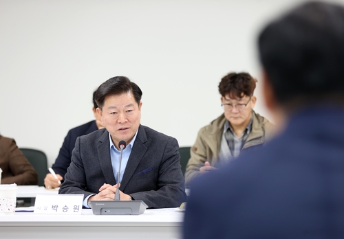 박승원 광명시장 11월 김용석 대도시권광역교통위원장 만나 광명시흥 공공주택지구 광역교통개선대책 추진 촉구