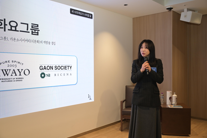 조희경 화요 대표