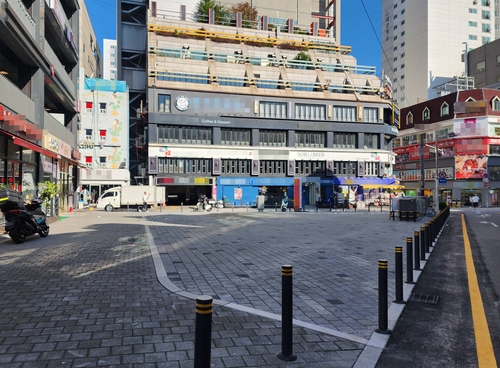 시설 정비가 완료된 부천역 피노키오 광장