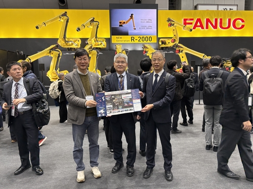 이민근 안산시장(왼쪽 첫번째) 5일 '2025 도쿄 국제로봇 전시회(iREX 2025)' 참석