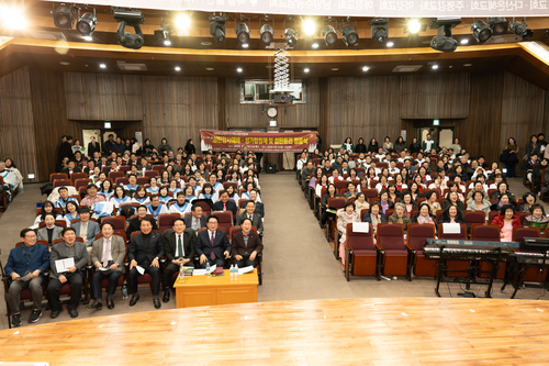 남양주시의회 6일 '2025년 성탄감사예배 및 성탄 트리 점등식' 참석