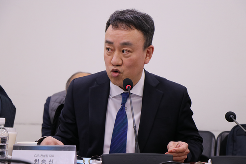 최승신 CS2 대표가 '2025 전력산업 세미나'에서 발언하고 있다. 사진= 유병욱 기자