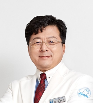 박승찬 원장