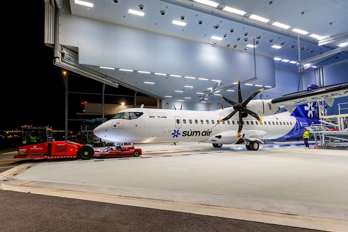 도색을 마친 섬에어 1호 신조기 ATR 72-600. 사진=섬에어 제공