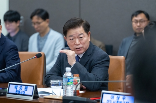 박승원 광명시장 16일 GH 광교 본사에서 김용진 GH 사장에게 광명시흥3기 신도시-구름산지구 개발 신속 추진 촉구