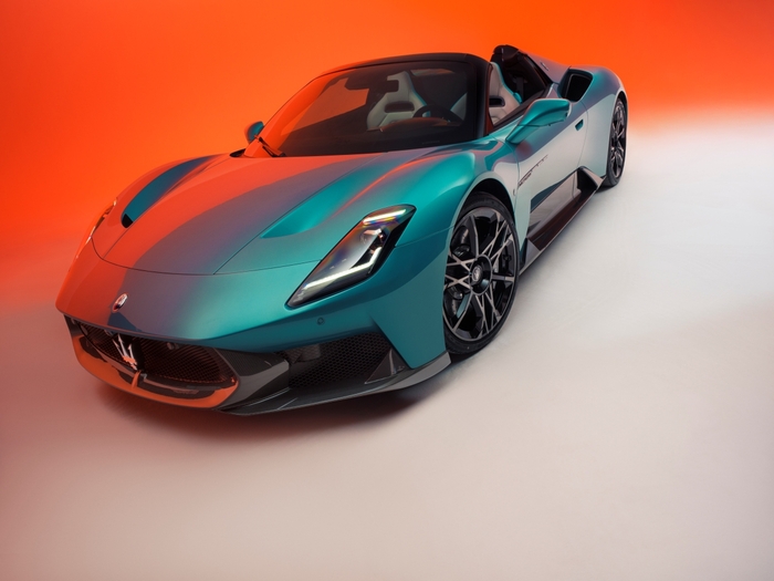 마세라티 'MCPURA'