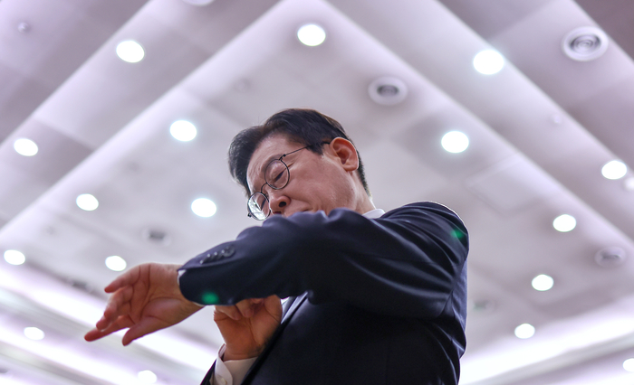 금융위·공정거래위 업무보고 마친 이재명 대통령