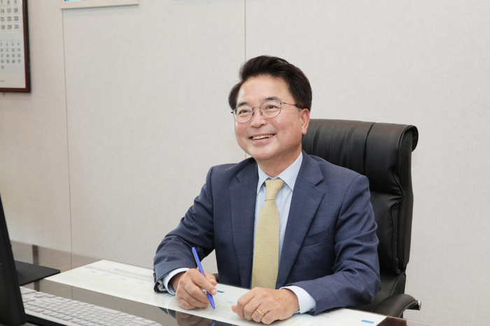 육동한 춘천시장