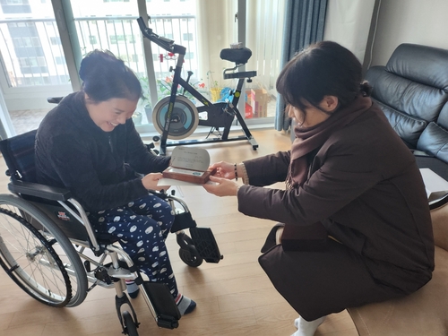 남양주시 26일 2025년 병역가문가 62가문에 인증패 전달