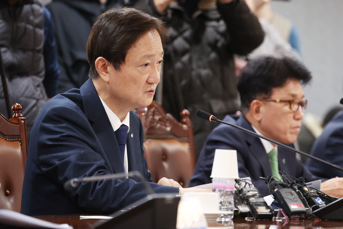 발언하는 이찬진 금감원장