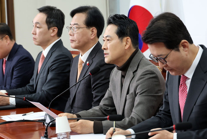 모두발언 하는 장동혁 대표