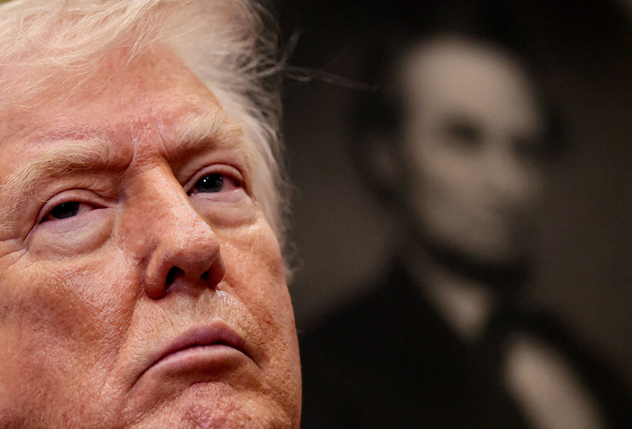 美, 베네수엘라 연안서 유조선 추가 나포…긴장 고조되나