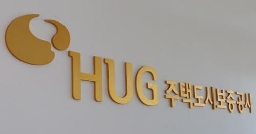 HUG