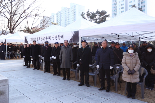 의왕시 1일 관내 현충탑 참배 실시