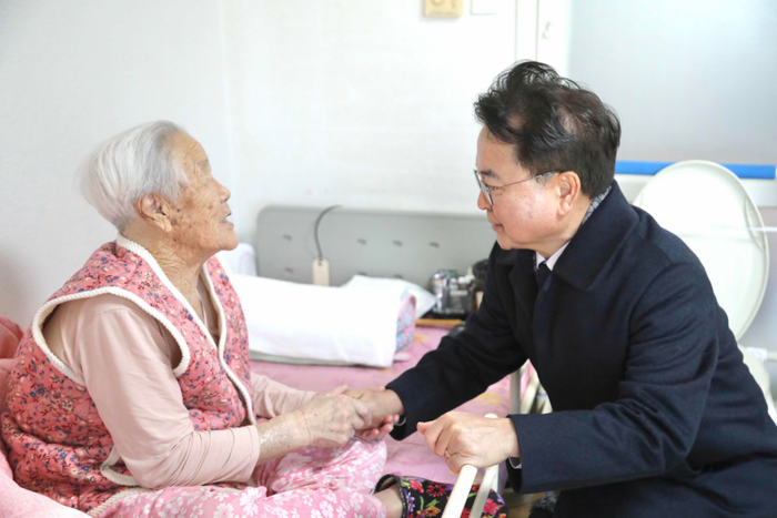 육동한 춘천시장