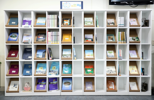 과천시정보과학도서관 시 승격 40주년 기념 특별 도서전 '40권의 책으로 만나는 과천의 40년' 개최