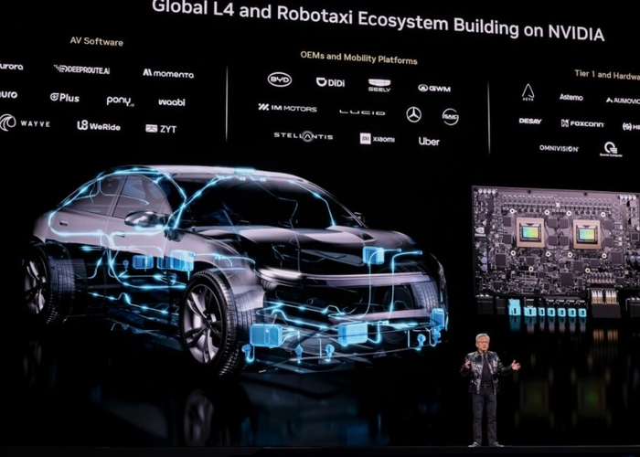 [여헌우의 산업돋보기] 엔비디아, 테슬라·구글에 도전장…자율주행차 판도 바뀌나