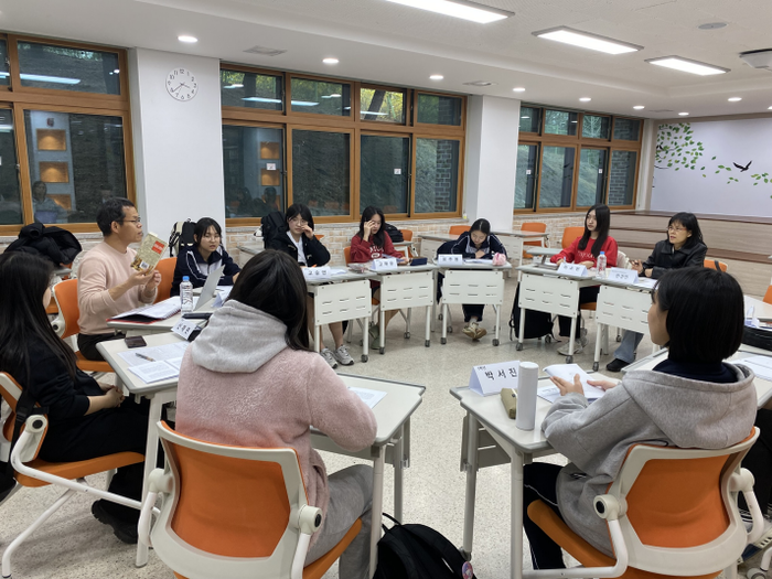 미국 세인트존스대학과 협약 후 도입한 '그레이트 북스(Great Books)'