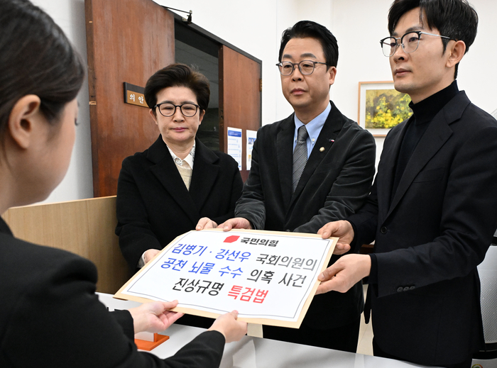 사라진 탄원서…공천 시스템·윤리 의식 공백