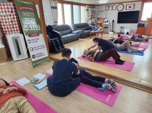 고양특례시 '어르신 건강주치의' 진료 현장