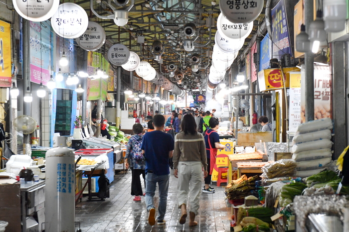 영주시, 전통시장·상점가 활성화로 지역 상권 회복 추진