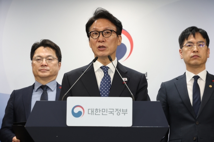 행정통합 인센티브 브리핑하는 김민석 국무총리
(서울=연합뉴스) 서명곤 기자 = 김민석 국무총리가 16일 서울 종로구 정부서울청사에서 행정통합 인센