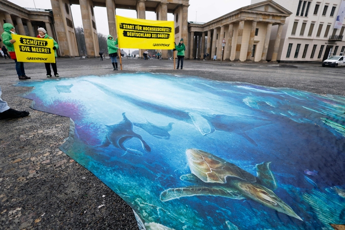 GERMANY-POLITICS-ENVIRONMENT-HIGH SEAS-DEMO