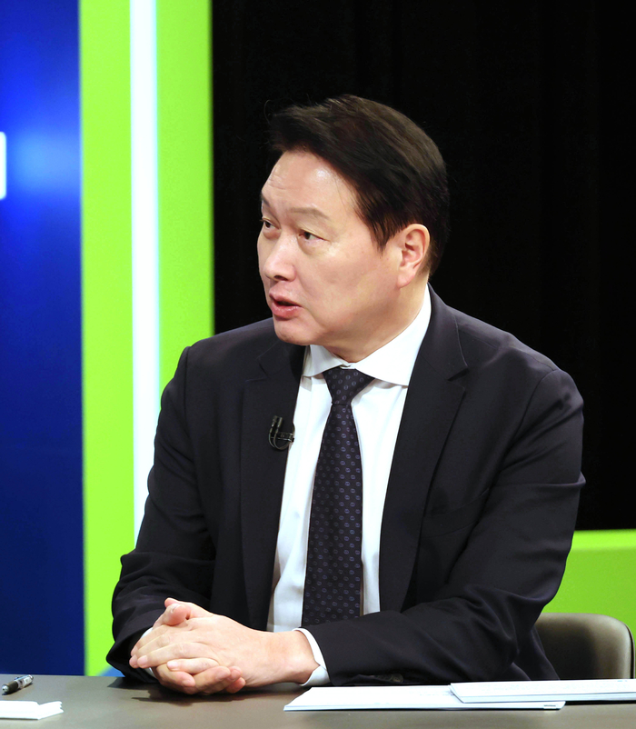 최태원 “성장 멈춘 경제는 브레이크 걸린 자전거”