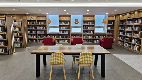 의왕시 19일 내손도서관 문헌정보실1-2(옛 문헌정보실 및 디지털정보실) 재개관