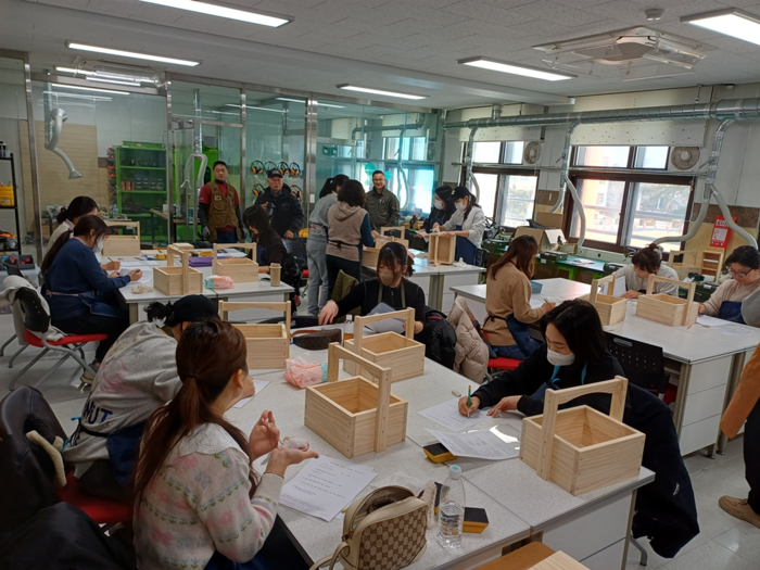 익산발명교육센터, 교육 공동체가 함께 즐기는'겨울방학 발명·메이커 프로그램'운영