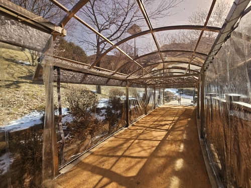 안양시 병목안시민공원 맨발산책길 방한 시설 설치