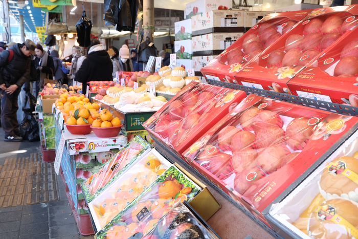 '설 민생안정 대책…할인 지원 확대'