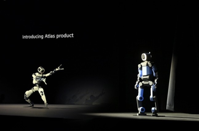 보스턴다이내믹스가 6일(현지시각) 미국 네바다주 라스베이거스에서 개막한 'CES 2026'을 통해 선보인 휴머노이드 로봇 '아틀라스' 이미지.