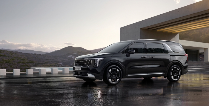 기아 더 뉴 카니발.