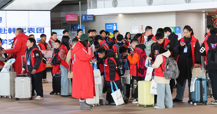 한국 찾은 중국 학생 단체 관광객들