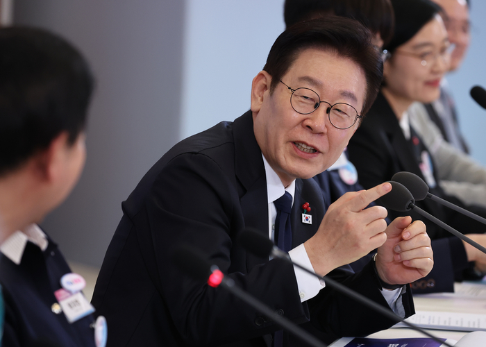 질문하는 이재명 대통령